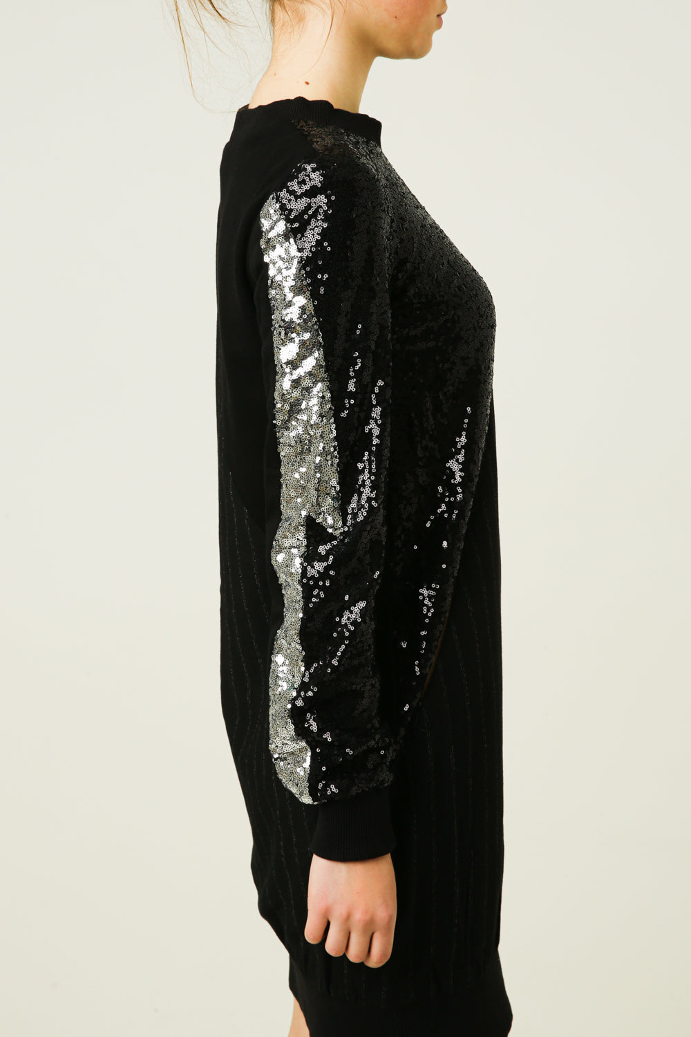 Knee-length dress
